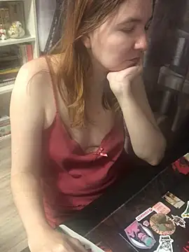 Velvet_Cry webcam