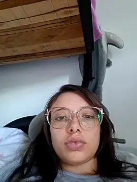 linda-schmidt webcam