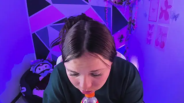 little_emma0 webcam