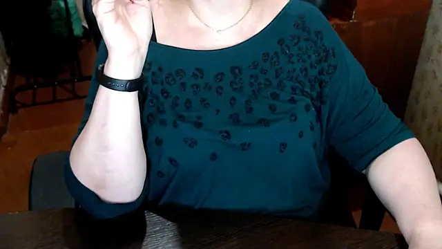 AlisaHot55 webcam