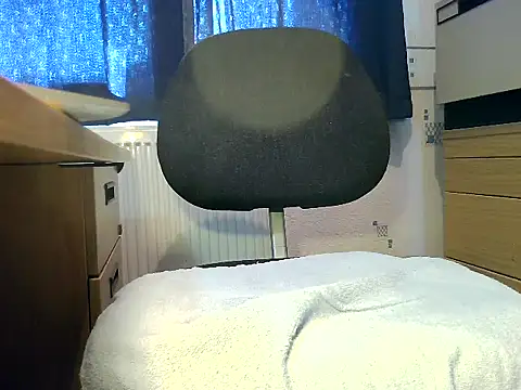 wolfboy12 webcam