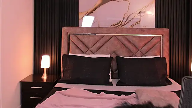 Lalalemoonds webcam