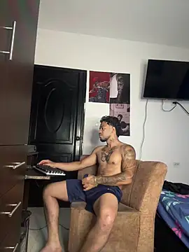 Kenny_romano webcam