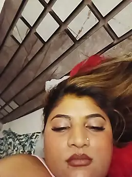 Sanaya_Gil