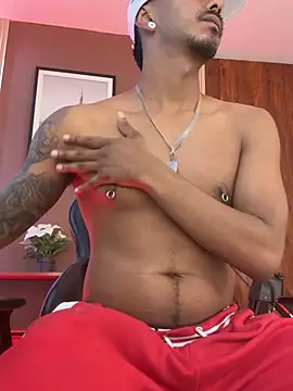Latinmoster_boss