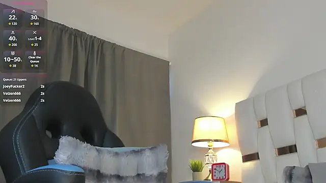 SaraWatsonn1 webcam