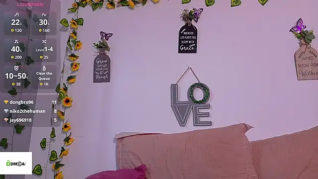 emiily_curly webcam