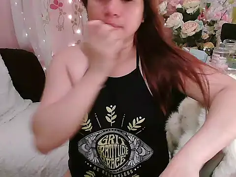 OhmyPinay webcam