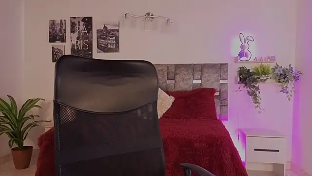 emilyrouxe webcam