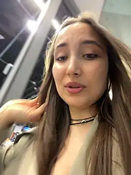ICrazyOneIRL webcam