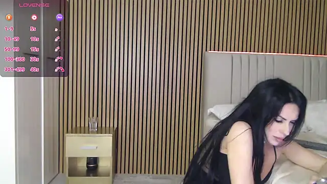 Halie_May live sex cam