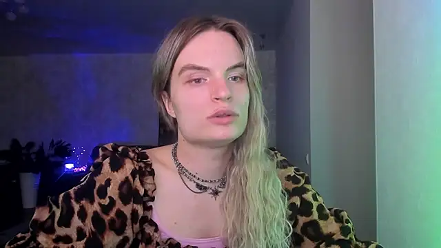 milliKira006 webcam