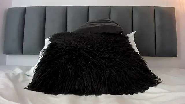 MaraOwen_ webcam