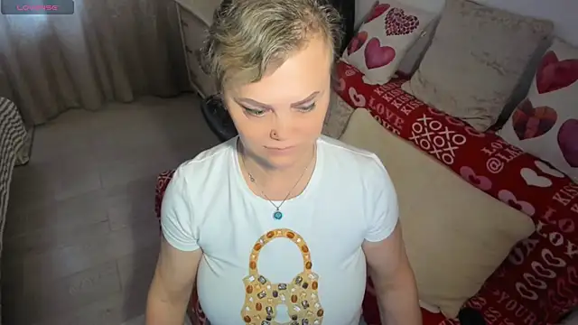 MildMature webcam