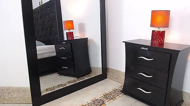 MidnightBella_ webcam