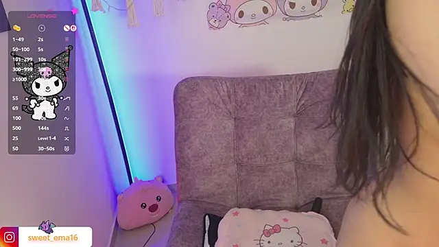 Loving_Ema_1 webcam