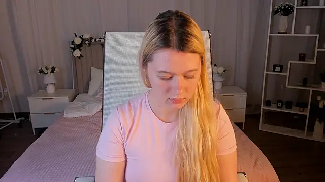 celestinemauriac - CelestineMauriac's free webcam - UK Sex Cams
