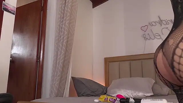 yandracelisofficial webcam
