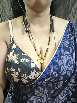 bhuvana_555 webcam