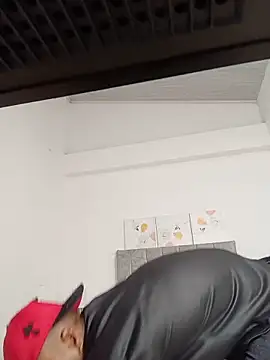 Dante_Knox webcam