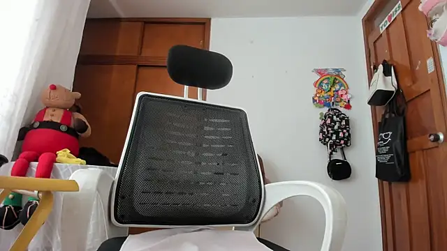 Adele_johnsonn1 live sex cam