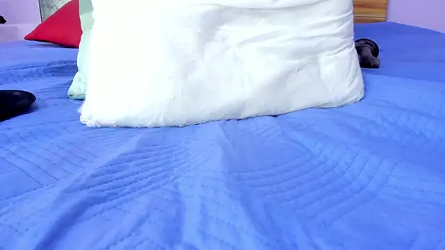Angel_Avni webcam