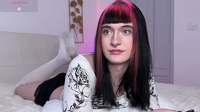 Erodia73 - Couple webcam sex chat