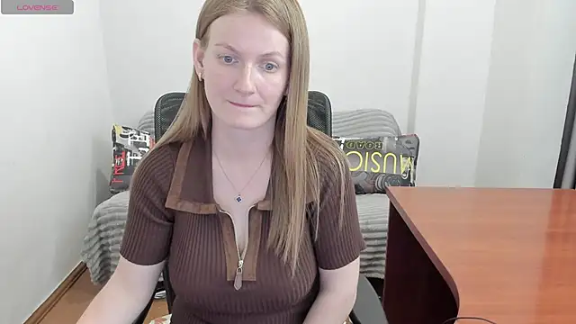 Alisha_Skyes webcam
