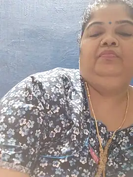 tamilthanushri webcam