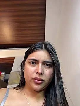 Bombshell_Rebbecca webcam