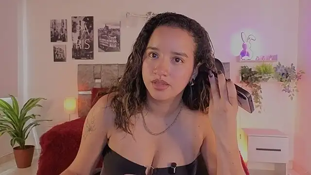 emilyrouxe webcam