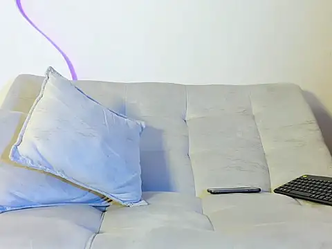 ArohomLester_ webcam