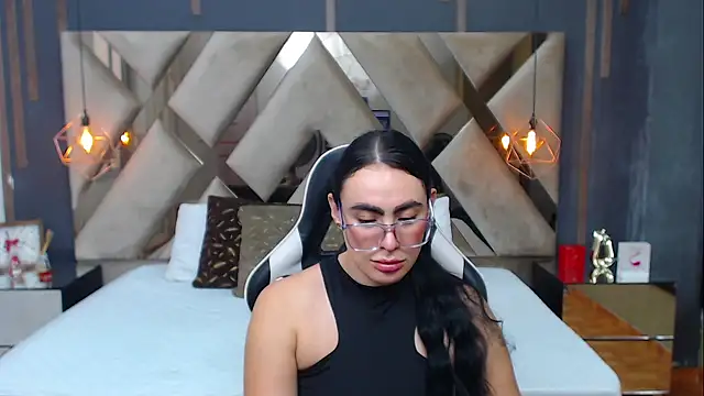 MartinaaFit webcam