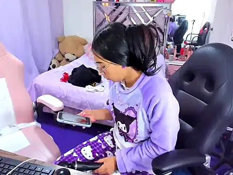 naomi_johnson webcam