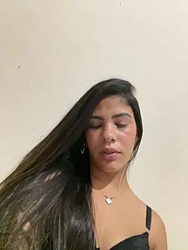 paola_oliveira webcam