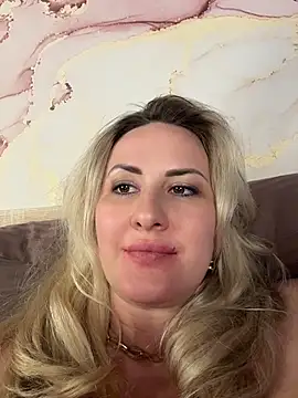 LanaShockk webcam