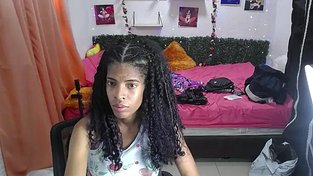 thianahorny webcam
