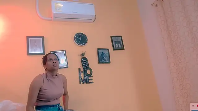 sexiempoderada18 webcam