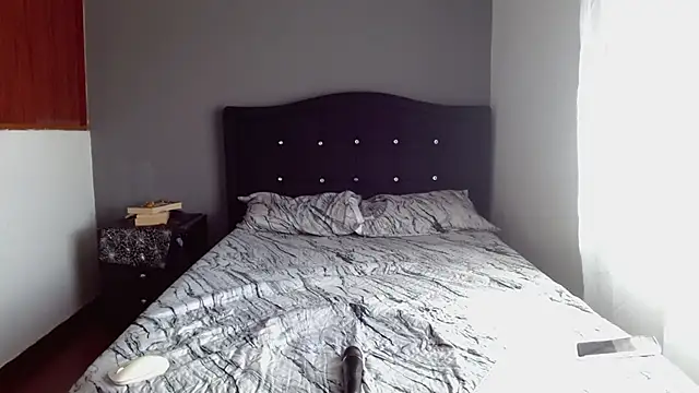 Emilia_1995 webcam