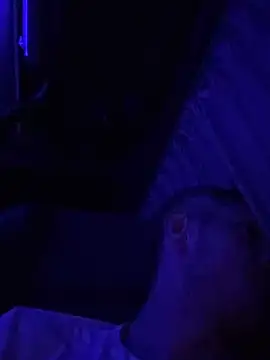 adrian90bi11 webcam
