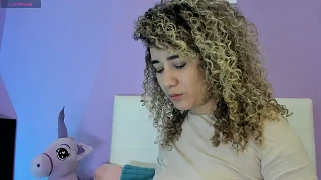 Charlotte11-11 webcam