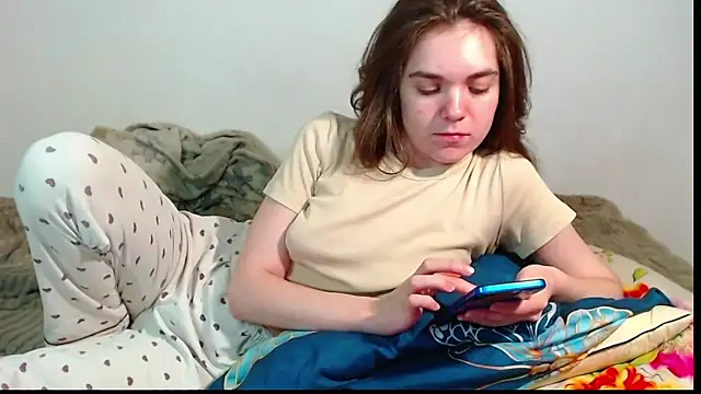 SallyMkn webcam