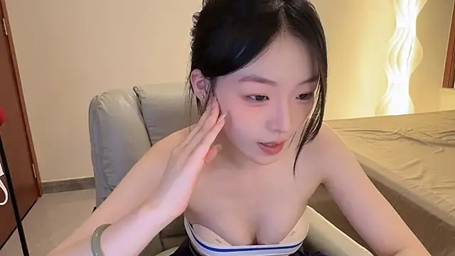 Robin-o3 live sex cam
