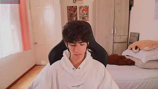 Nude_Boy18 webcam
