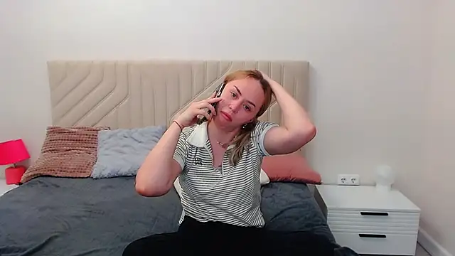 LiluMoon__ webcam