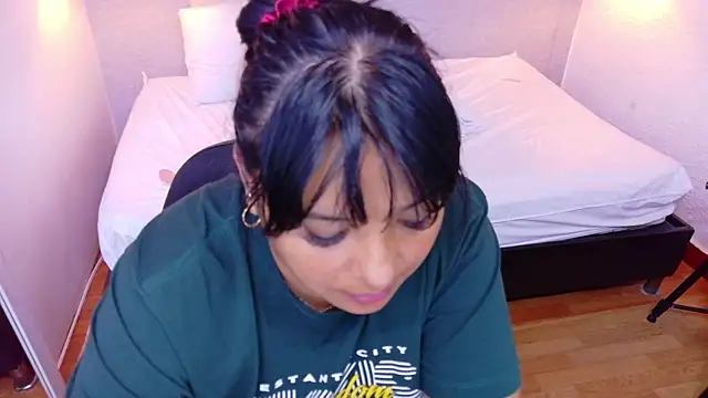 fat_naughtyass webcam