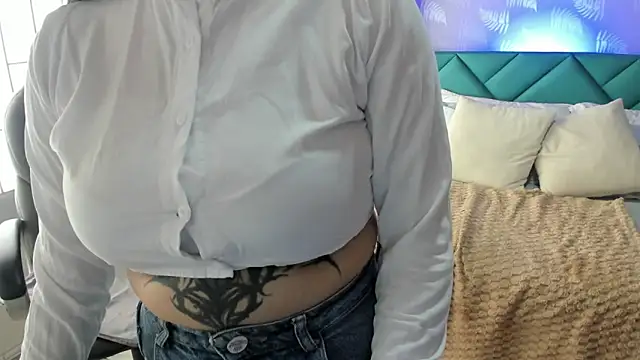 Antonela_vargas webcam