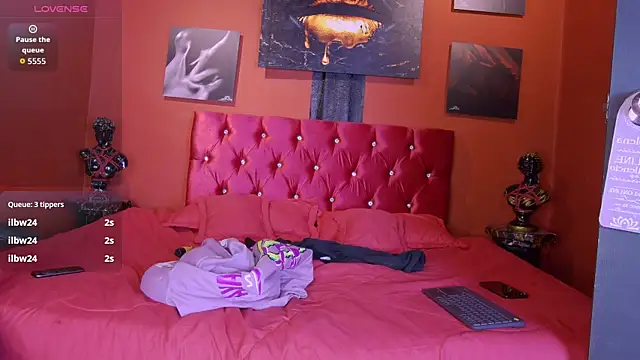 Luna_Dante_fox webcam