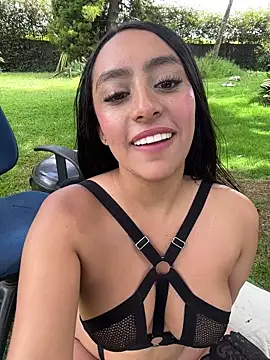 JuliettaGmz webcam