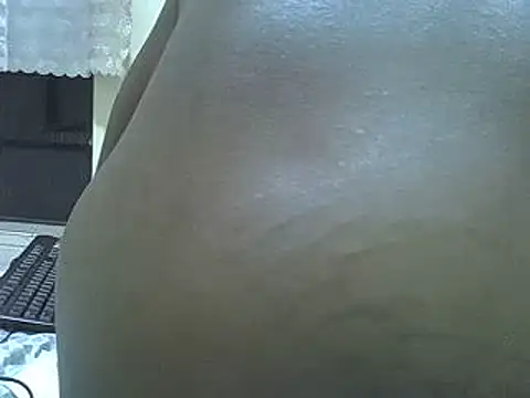 sweetbooty2 webcam